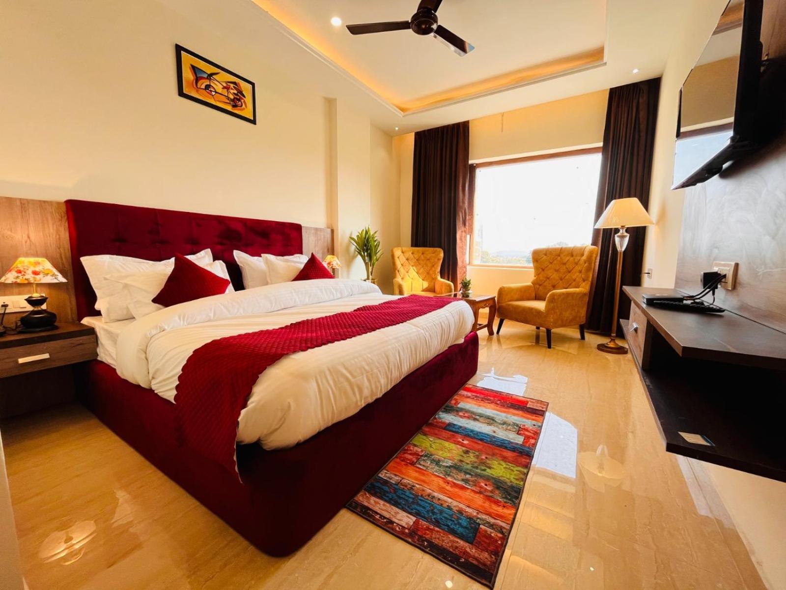 Hotel Gange - A Comfortable Stay, ハリドワール エクステリア 写真
